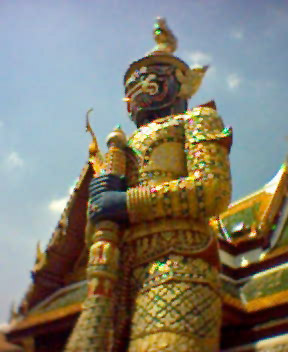 emerald_buddha_wat2