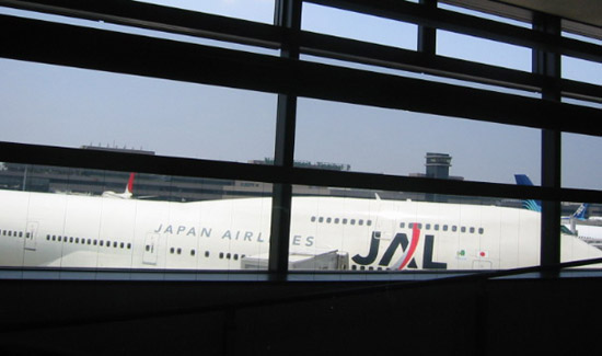 tokyo_us_plane